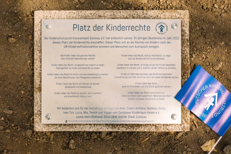 „Platz der Kinderrechte“ in Zwickau wird ein Jahr alt