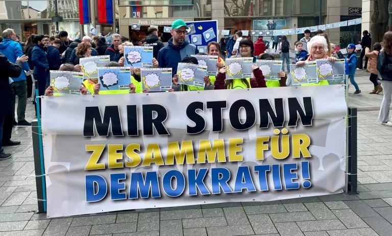 Mir stonn zesamme für Demokratie in Eschweiler